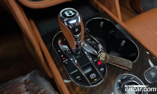 Bentley Bentayga 2018 6.0 АКПП, миниатюра 9
