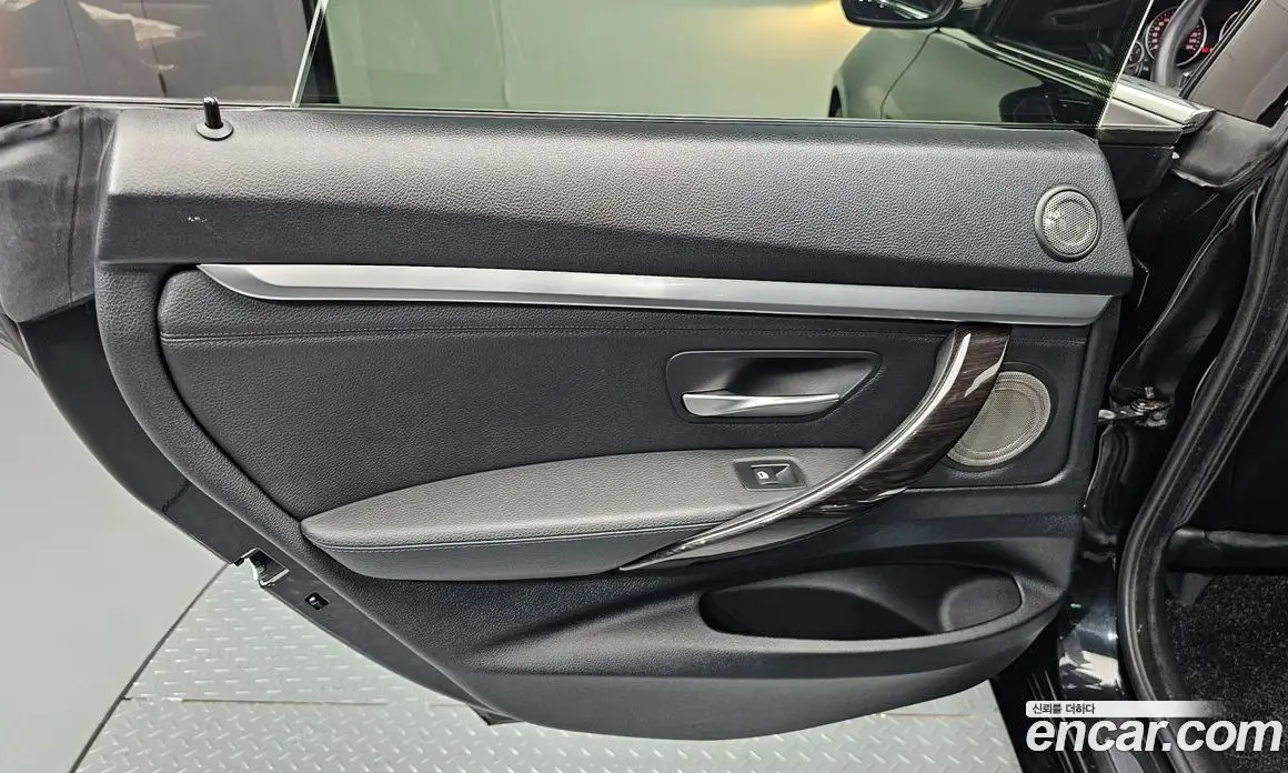 BMW 3 серия 2015 2.0 АКПП, фото 14 BMW 3 серия 2015 2.0 АКПП, фото 14