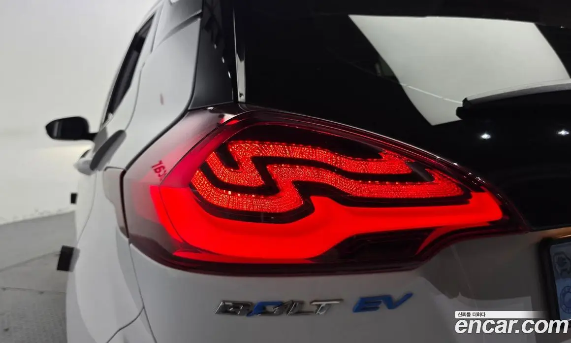 Chevrolet Bolt EV 2021 0.2 АКПП, фото 9