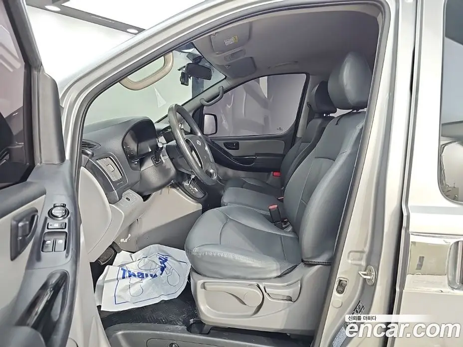 Hyundai Starex 2015 2.5 АКПП, фото 12