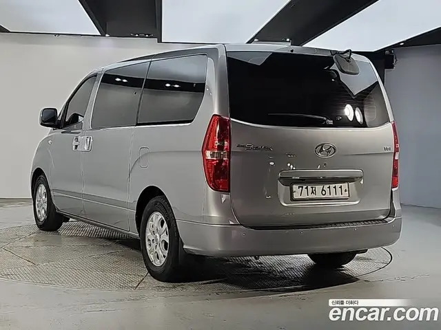Hyundai Starex 2015 2.5 АКПП, миниатюра 4