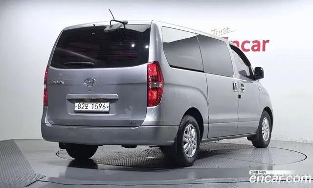 Hyundai Starex 2016 2.5 АКПП, миниатюра 2