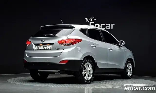 Hyundai Tucson 2009 2.0 АКПП, миниатюра 2