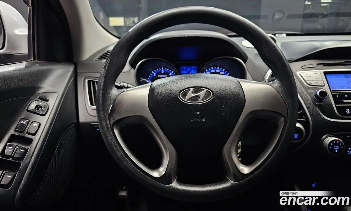 Hyundai Tucson 2009 2.0 АКПП, фото 14