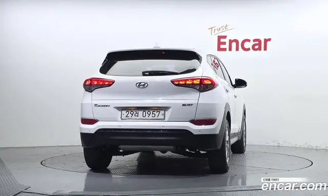 Hyundai Tucson 2015 1.7 АКПП, миниатюра 4