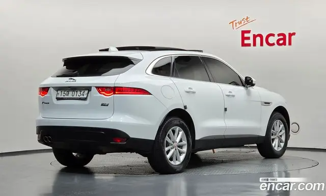 Jaguar F-Pace 2017 2.0 АКПП, миниатюра 2