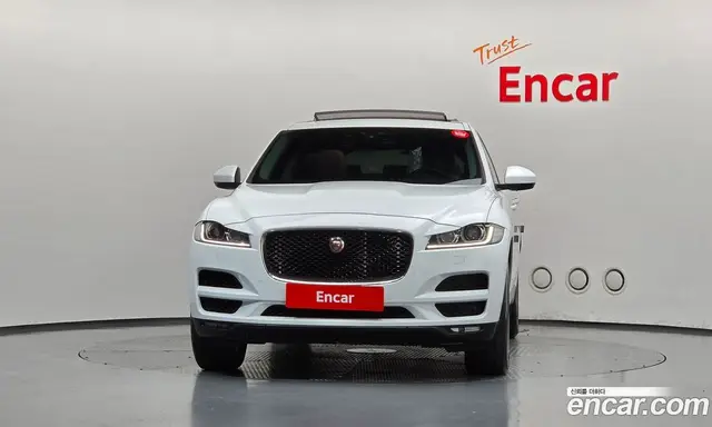 Jaguar F-Pace 2017 2.0 АКПП, миниатюра 3