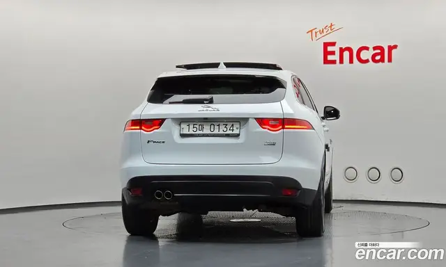 Jaguar F-Pace 2017 2.0 АКПП, миниатюра 4