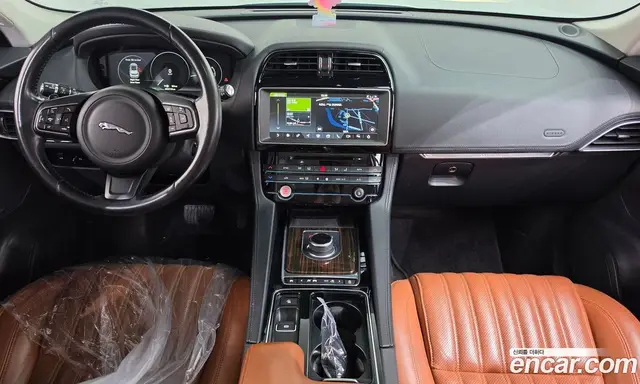 Jaguar F-Pace 2017 2.0 АКПП, миниатюра 7