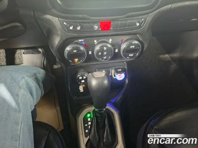 Jeep Renegade 2015 2.0 АКПП, миниатюра 9 Jeep Renegade 2015 2.0 АКПП, миниатюра 9