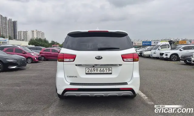 Kia Carnival 2016 2.2 АКПП, миниатюра 5 Kia Carnival 2016 2.2 АКПП, миниатюра 5