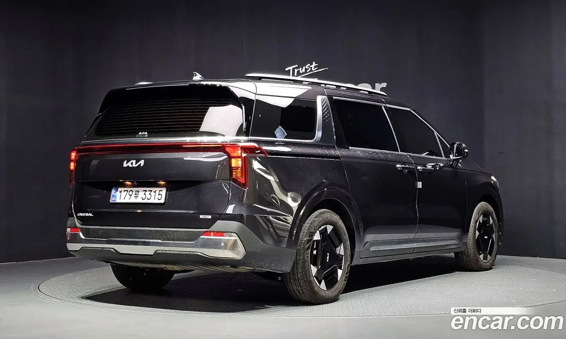 Kia Carnival 2024 1.6 АКПП, фото 2 Kia Carnival 2024 1.6 АКПП, фото 2
