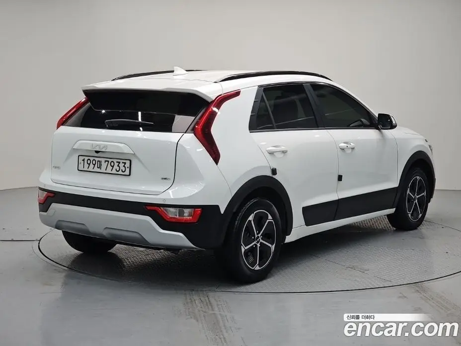 Kia Niro 2022 1.6 АКПП, фото 4