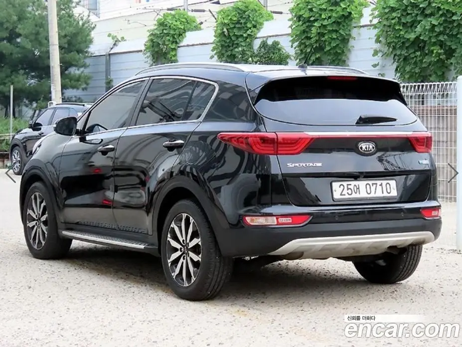 Kia Sportage 2016 1.7 АКПП, фото 3