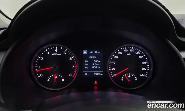 Kia Stonic 2018 1.4 АКПП, миниатюра 8 Kia Stonic 2018 1.4 АКПП, миниатюра 8