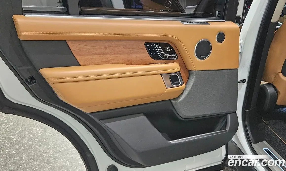 Land Rover Range Rover 2020 5.0 АКПП, фото 13