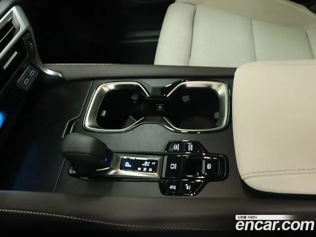Lexus RX 2025 2.5 АКПП, миниатюра 9