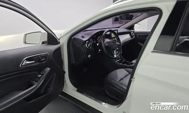 Mercedes-Benz GLA-Class 2015 2.1 АКПП, миниатюра 10