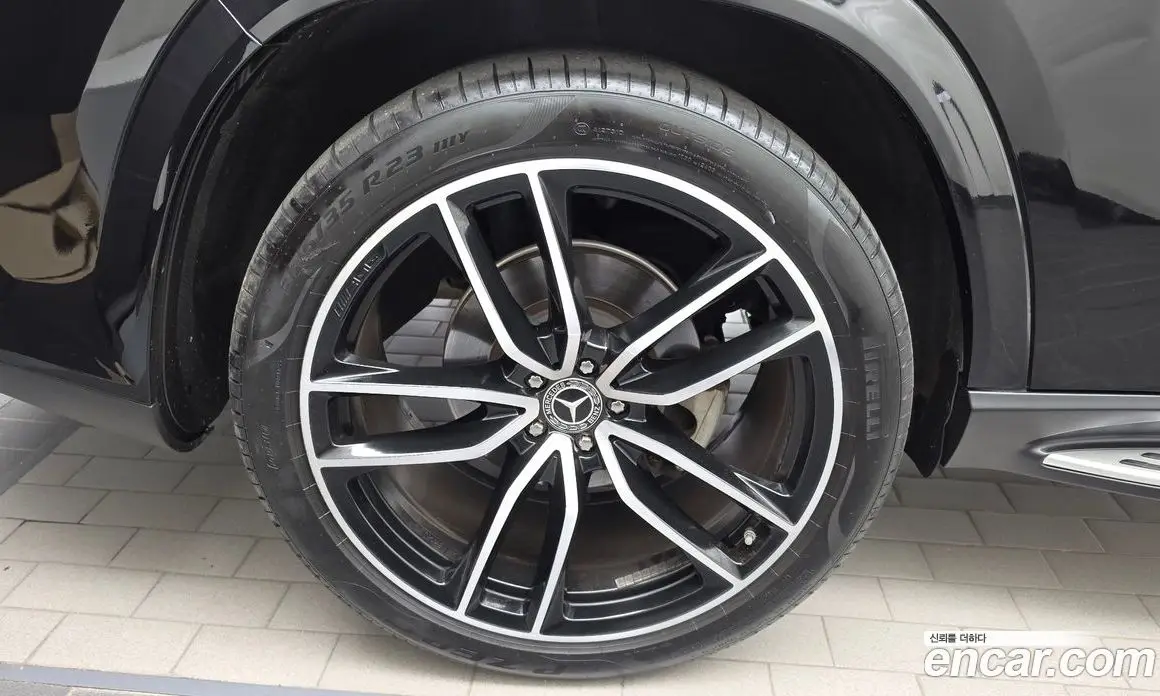 Mercedes-Benz GLS-Class 2023 4.0 АКПП, фото 5