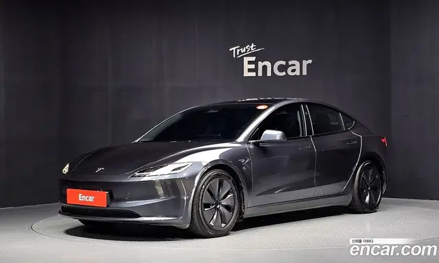 Tesla Model 3, 2025, 50 931 км