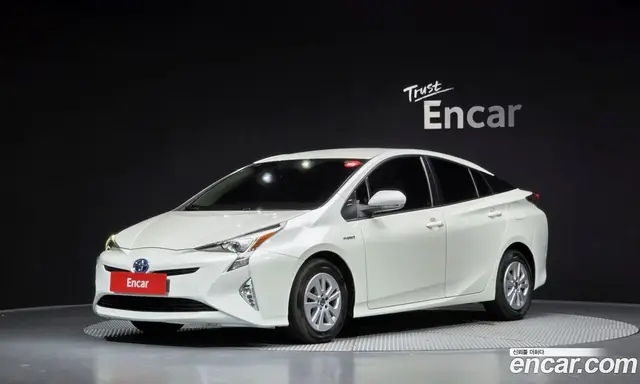 Toyota Prius, 2017, 110 088 км