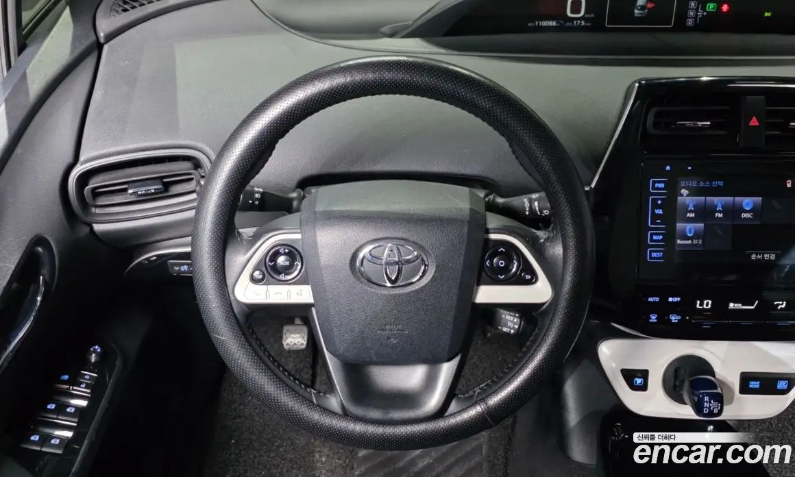 Toyota Prius 2017 1.8 АКПП, фото 19