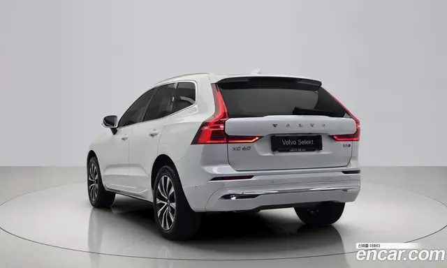 Volvo XC60 2024 2.0 АКПП, миниатюра 3