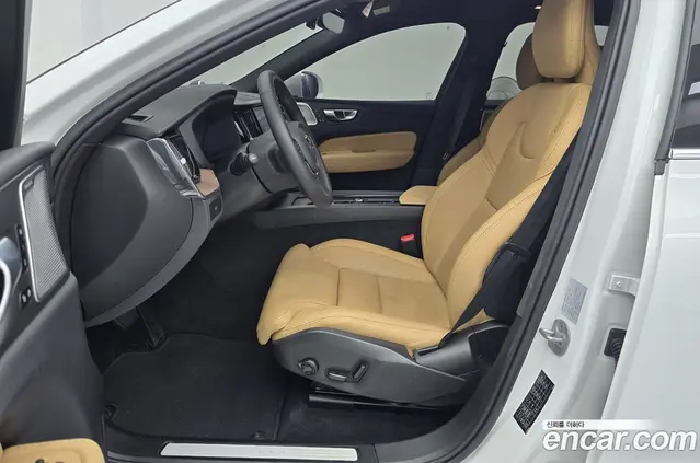 Volvo XC60 2024 2.0 АКПП, миниатюра 10