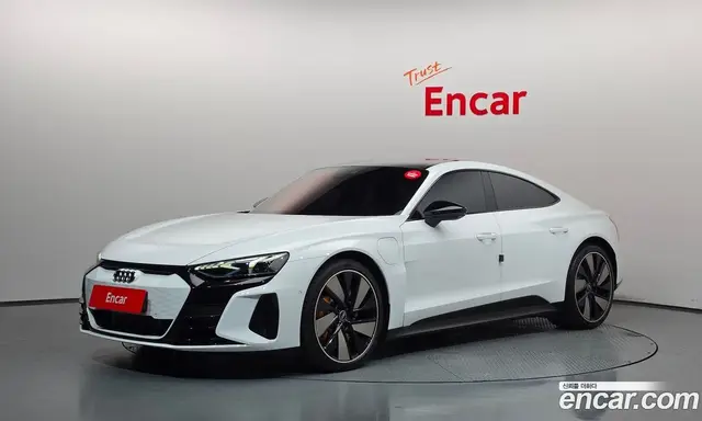 Audi e-tron GT, 2023, 3 755 км
