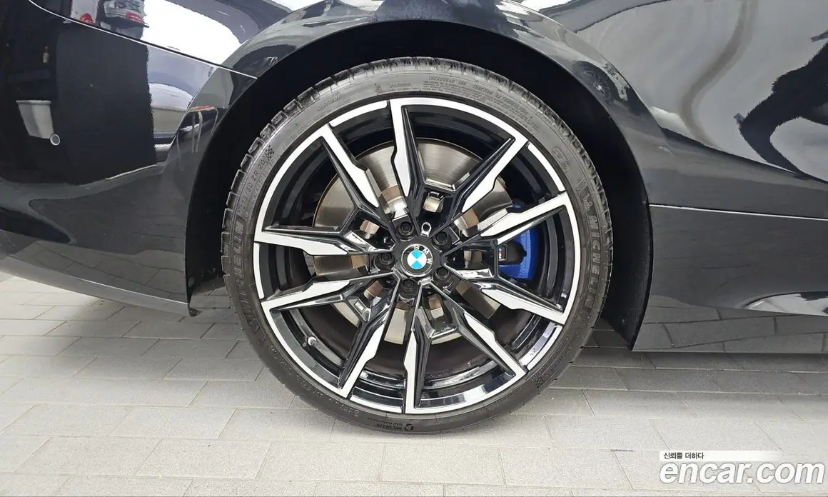 BMW 8 серия 2023 4.4 АКПП, фото 5