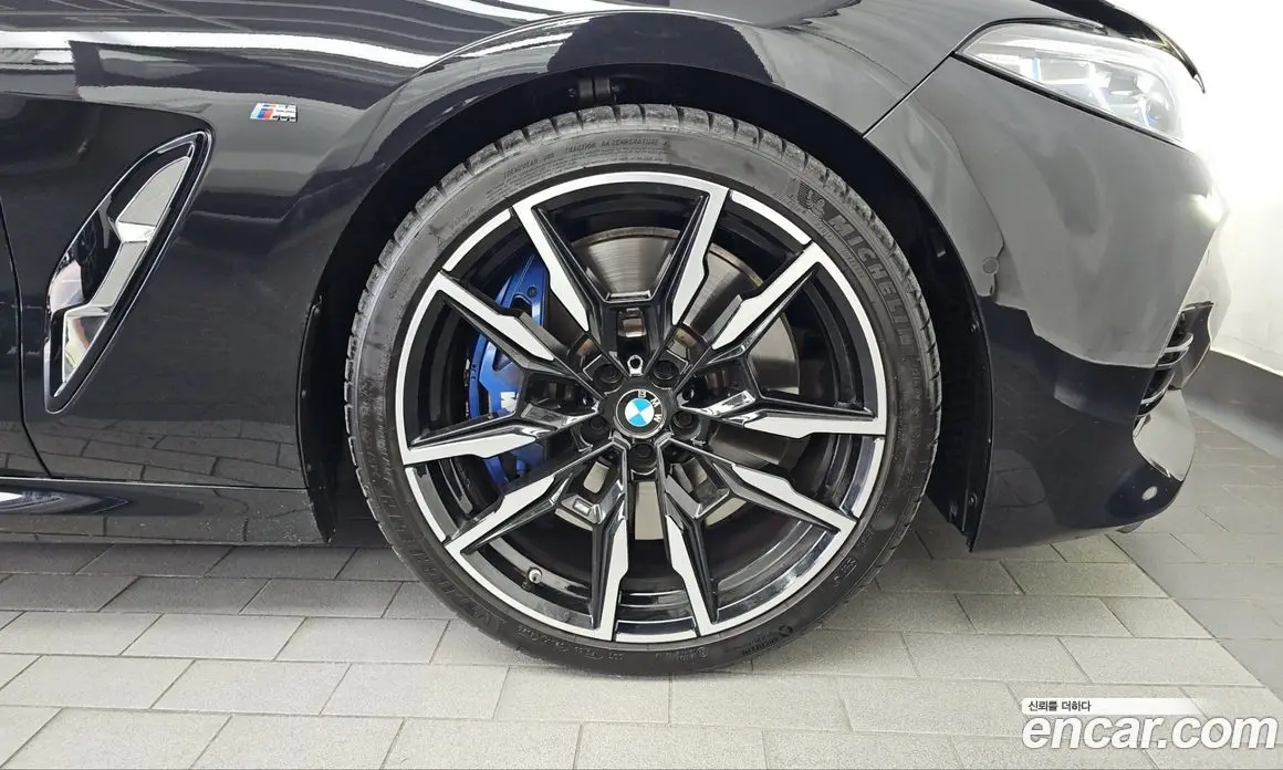 BMW 8 серия 2023 4.4 АКПП, фото 7
