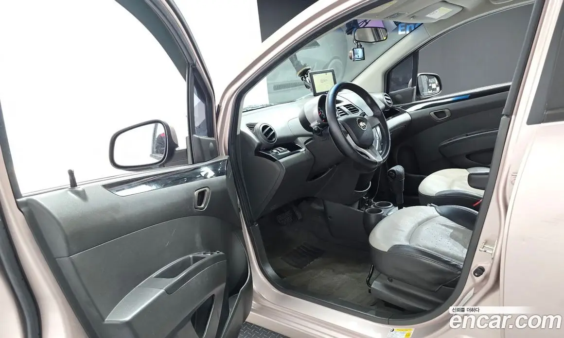Chevrolet Matiz 2010 1.0 АКПП, фото 10