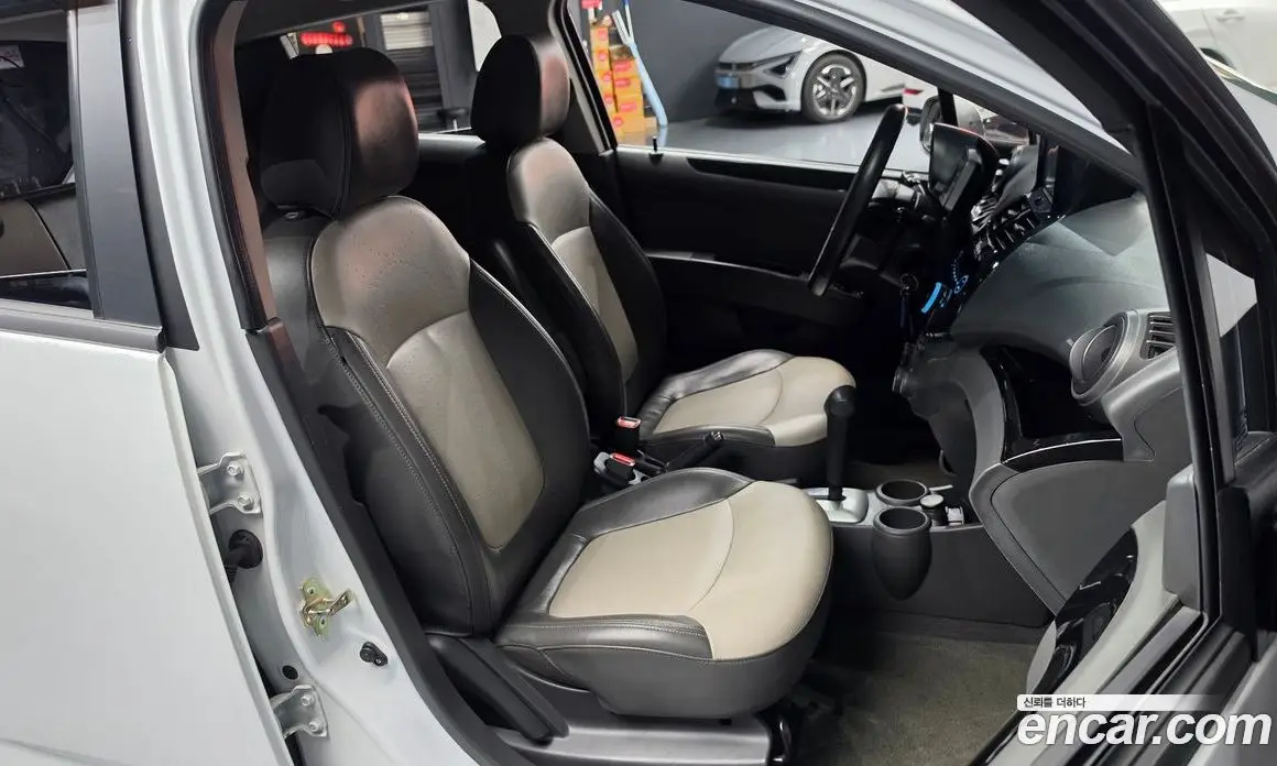 Chevrolet Spark 2012 1.0 АКПП, фото 16