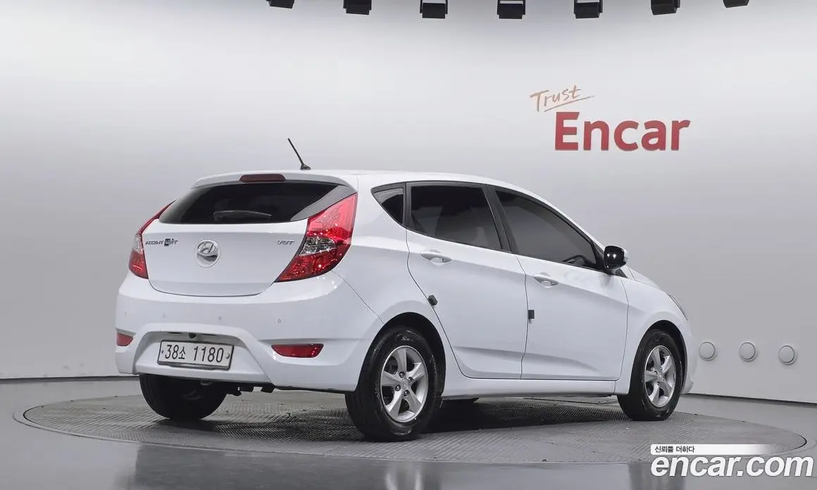 Hyundai Accent 2013 1.6 АКПП, фото 2 Hyundai Accent 2013 1.6 АКПП, фото 2