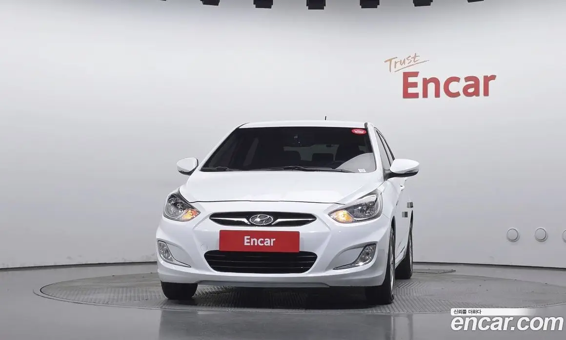 Hyundai Accent 2013 1.6 АКПП, фото 3 Hyundai Accent 2013 1.6 АКПП, фото 3