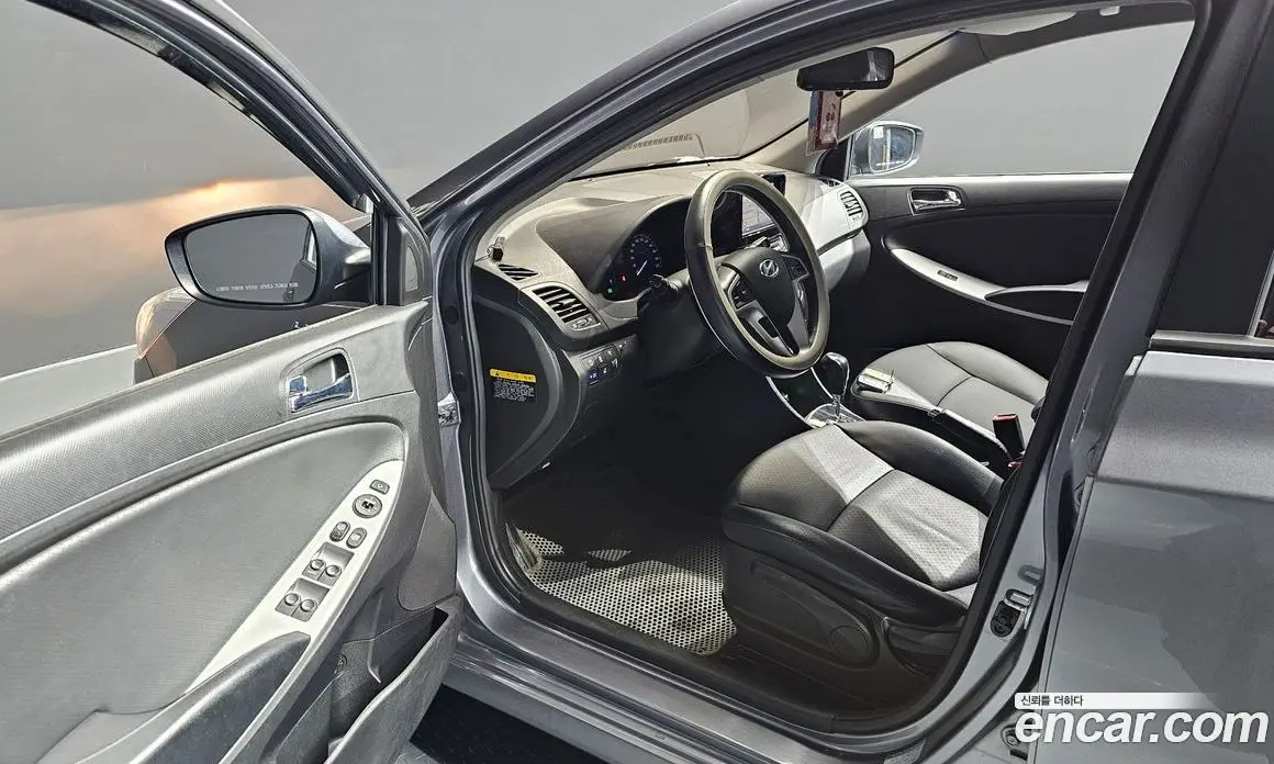 Hyundai Accent 2014 1.6 АКПП, фото 13