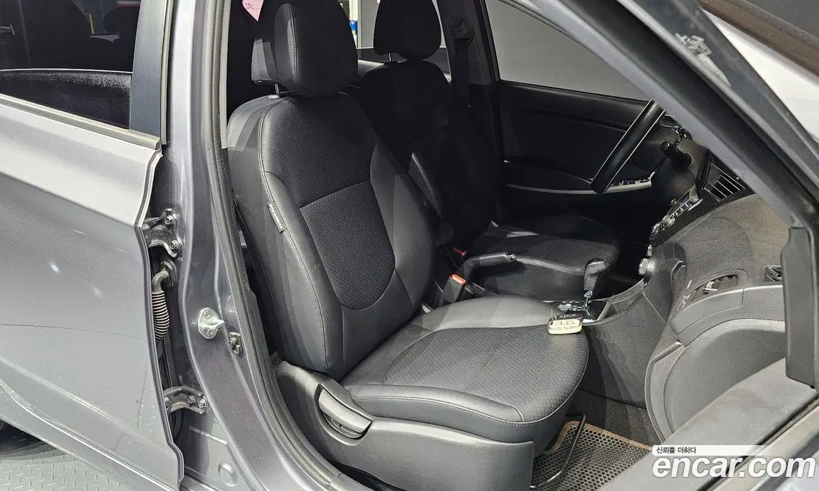 Hyundai Accent 2014 1.6 АКПП, фото 18