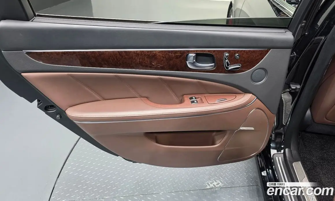 Hyundai Equus 2013 5.0 АКПП, фото 15 Hyundai Equus 2013 5.0 АКПП, фото 15