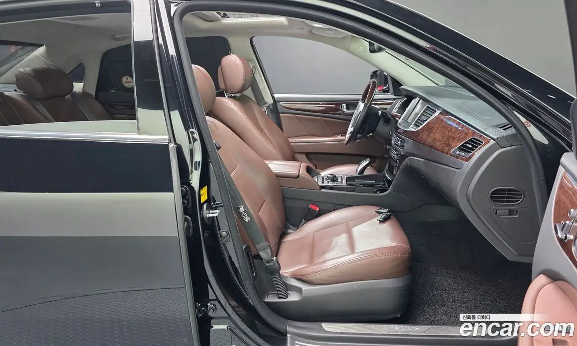 Hyundai Equus 2013 5.0 АКПП, фото 16 Hyundai Equus 2013 5.0 АКПП, фото 16