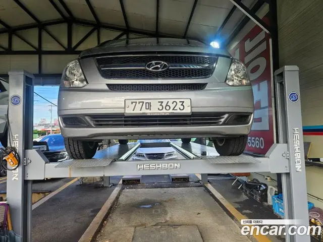 Hyundai Starex 2012 2.5 АКПП, миниатюра 2