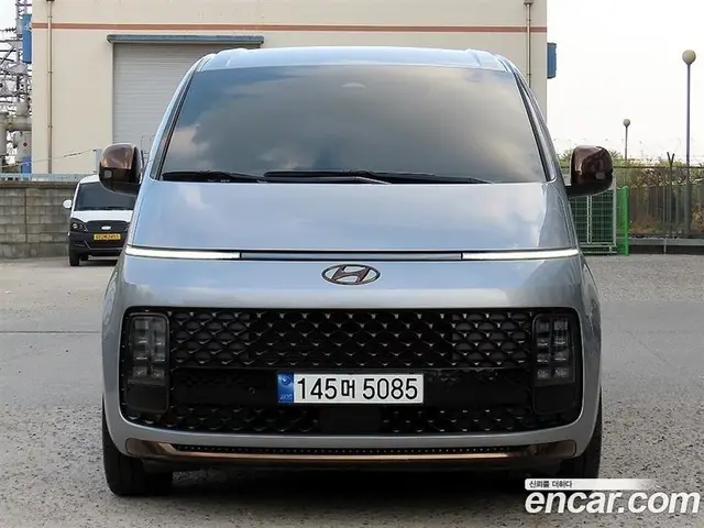 Hyundai Staria, 2023, 83 611 км