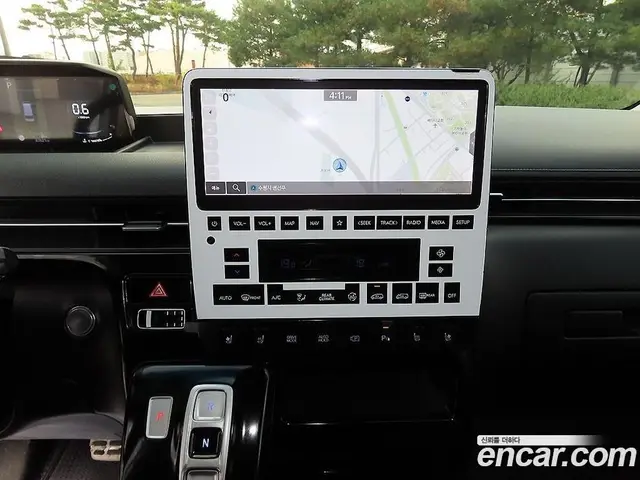 Hyundai Staria 2023 2.2 АКПП, миниатюра 9