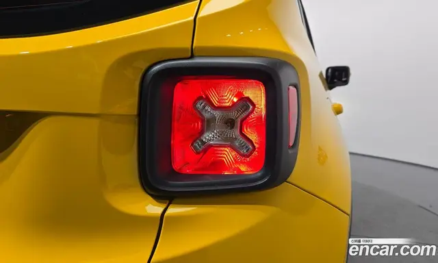 Jeep Renegade 2018 2.4 АКПП, миниатюра 8 Jeep Renegade 2018 2.4 АКПП, миниатюра 8