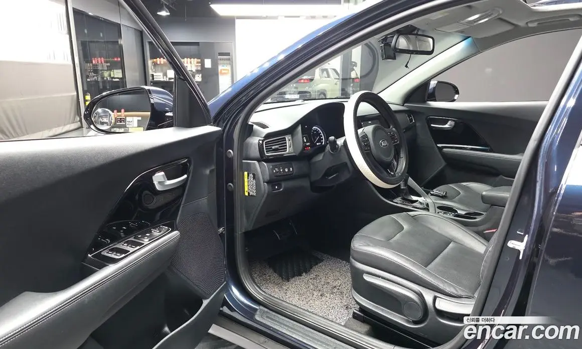 Kia Niro 2017 1.6 АКПП, фото 12