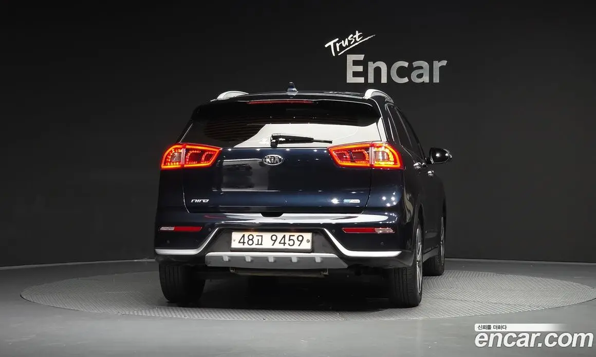 Kia Niro 2017 1.6 АКПП, фото 3