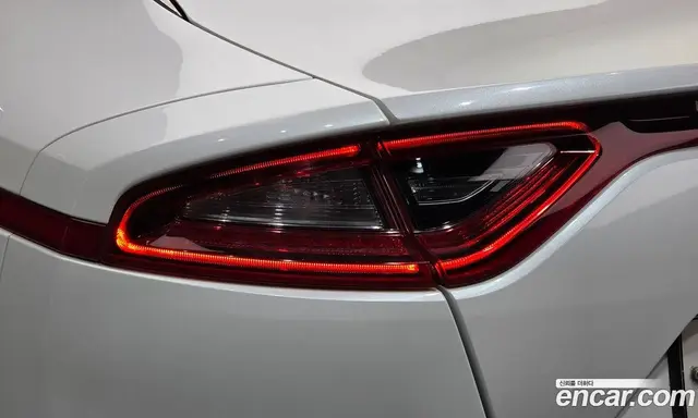 Kia Stinger 2017 2.0 АКПП, миниатюра 9
