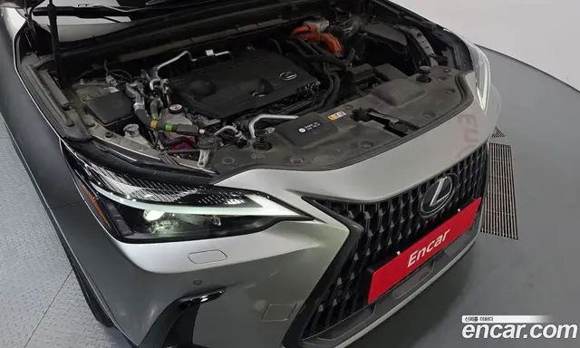 Lexus NX 2023 2.5 АКПП, миниатюра 6 Lexus NX 2023 2.5 АКПП, миниатюра 6