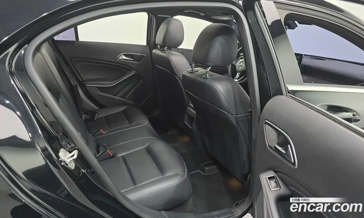 Mercedes-Benz A-Class 2017 1.6 АКПП, фото 11