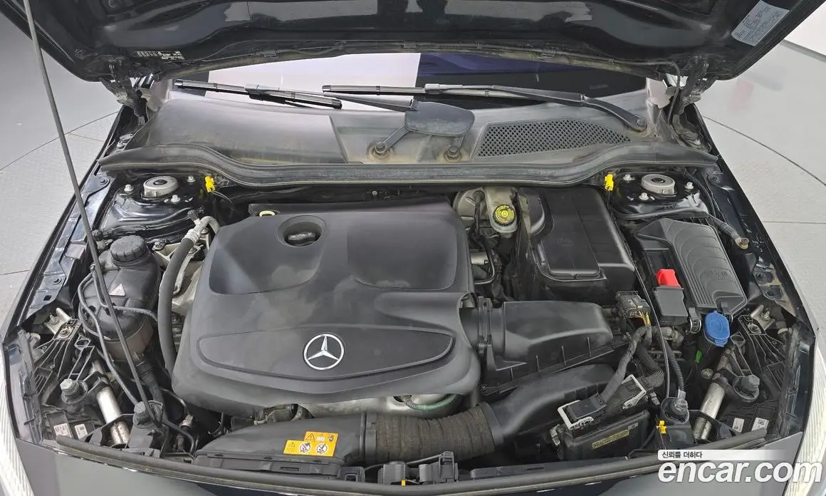 Mercedes-Benz A-Class 2017 1.6 АКПП, фото 6