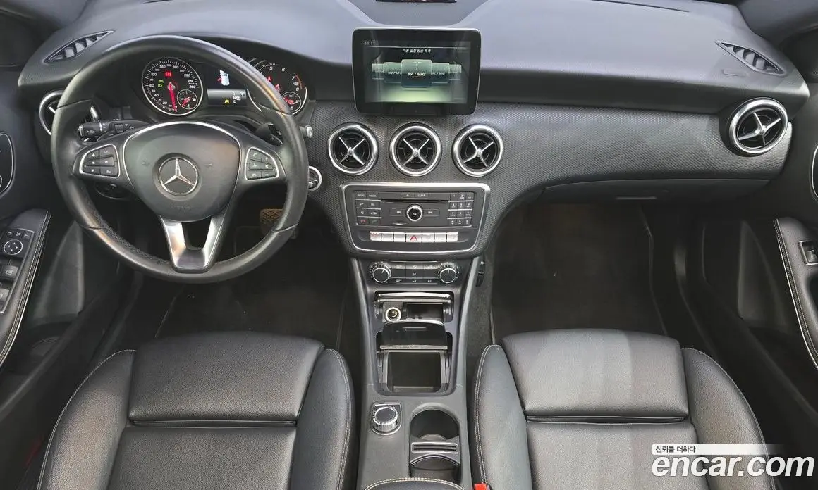 Mercedes-Benz A-Class 2017 1.6 АКПП, фото 7
